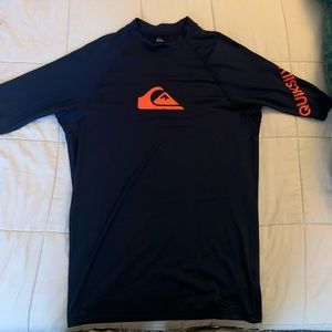 Men’s quiksilver rash guard